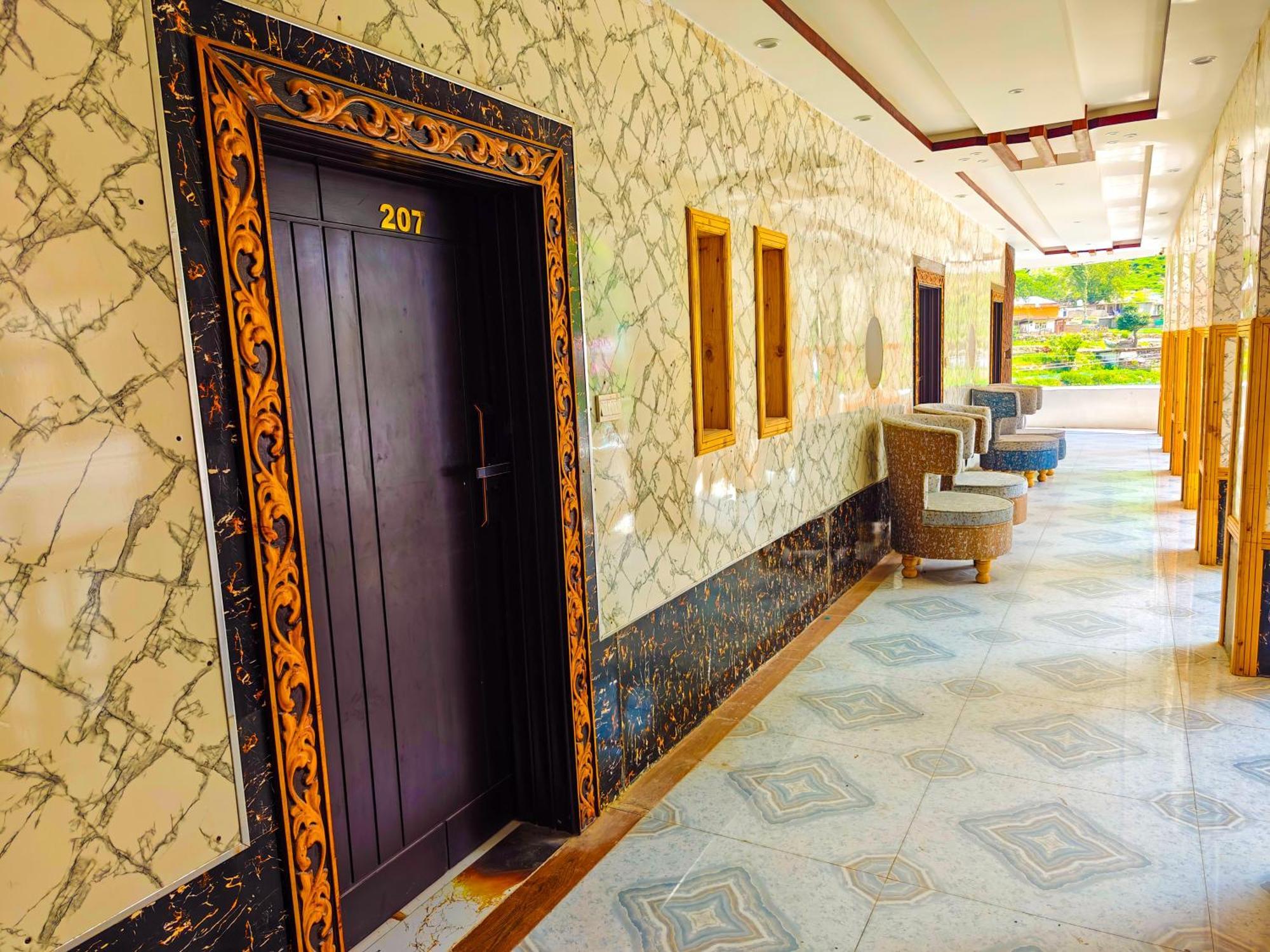 White Forest Hotel Kalam Exterior foto